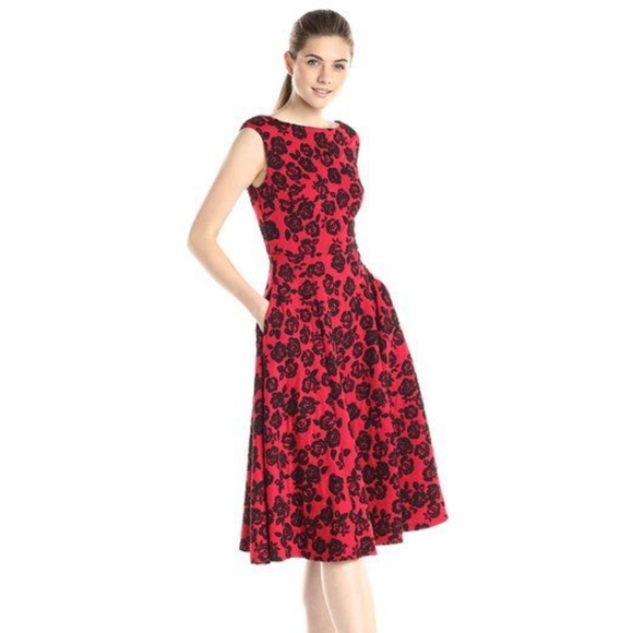 Betsey Johnson Knitted Flare Dress - Picture 6 of 6